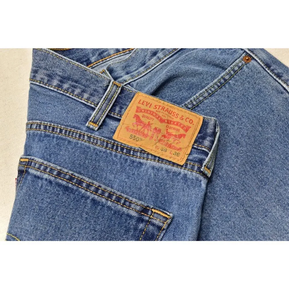 Levi's 550 Relaxed Fit Men's Jeans Blue 38x36 Medium Wash Denim Retro Style